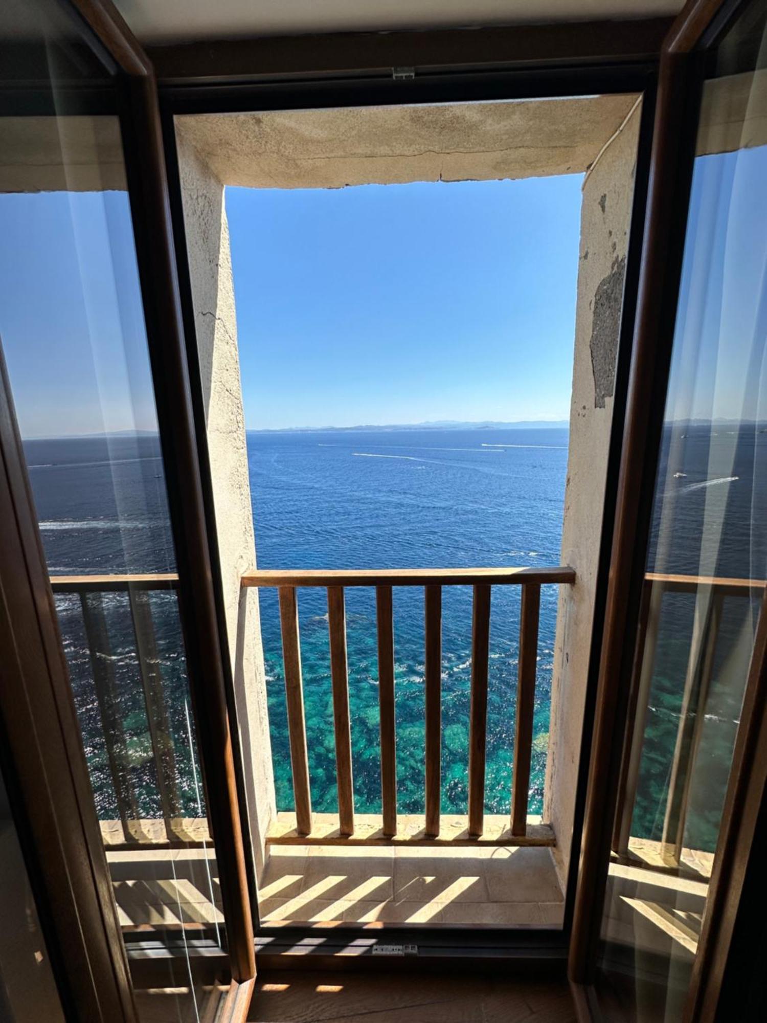Entre Ciel Et Mer Hotel 보니파시오 외부 사진