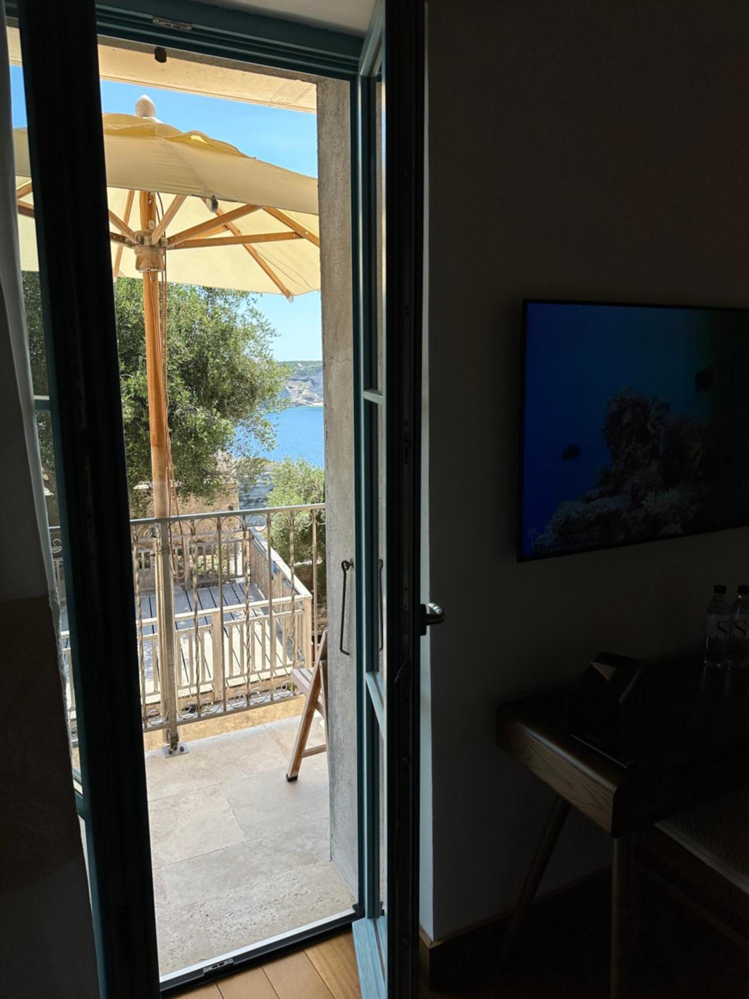 Entre Ciel Et Mer Hotel 보니파시오 외부 사진